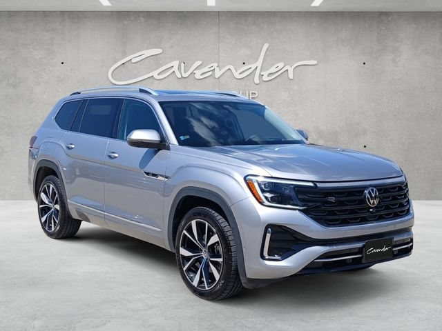 Used 2024 Volkswagen Atlas SEL Premium R-Line AWD/4WD image 2