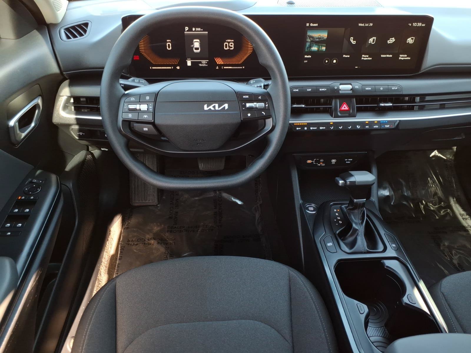 Used 2025 Kia K4 FWD image 16