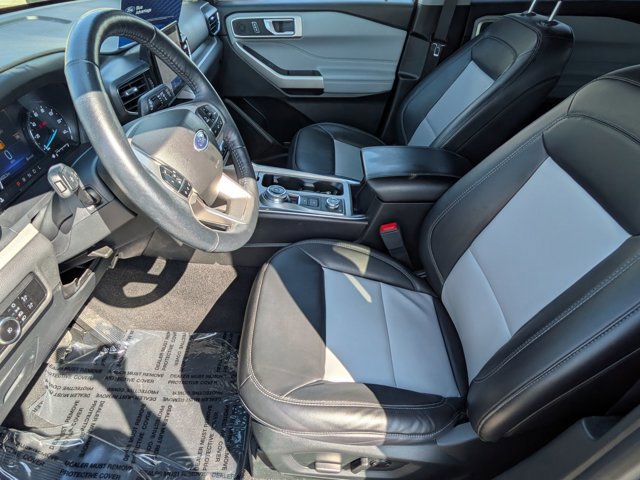 Certified 2023 Ford Explorer XLT w/ Equipment Group 202A AWD/4WD image 13