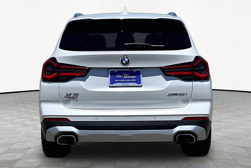 Used 2023 BMW X3 xDrive30i AWD/4WD image 4