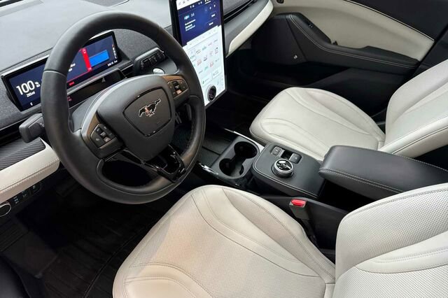 Certified 2022 Ford Mustang Mach-E Premium image 7