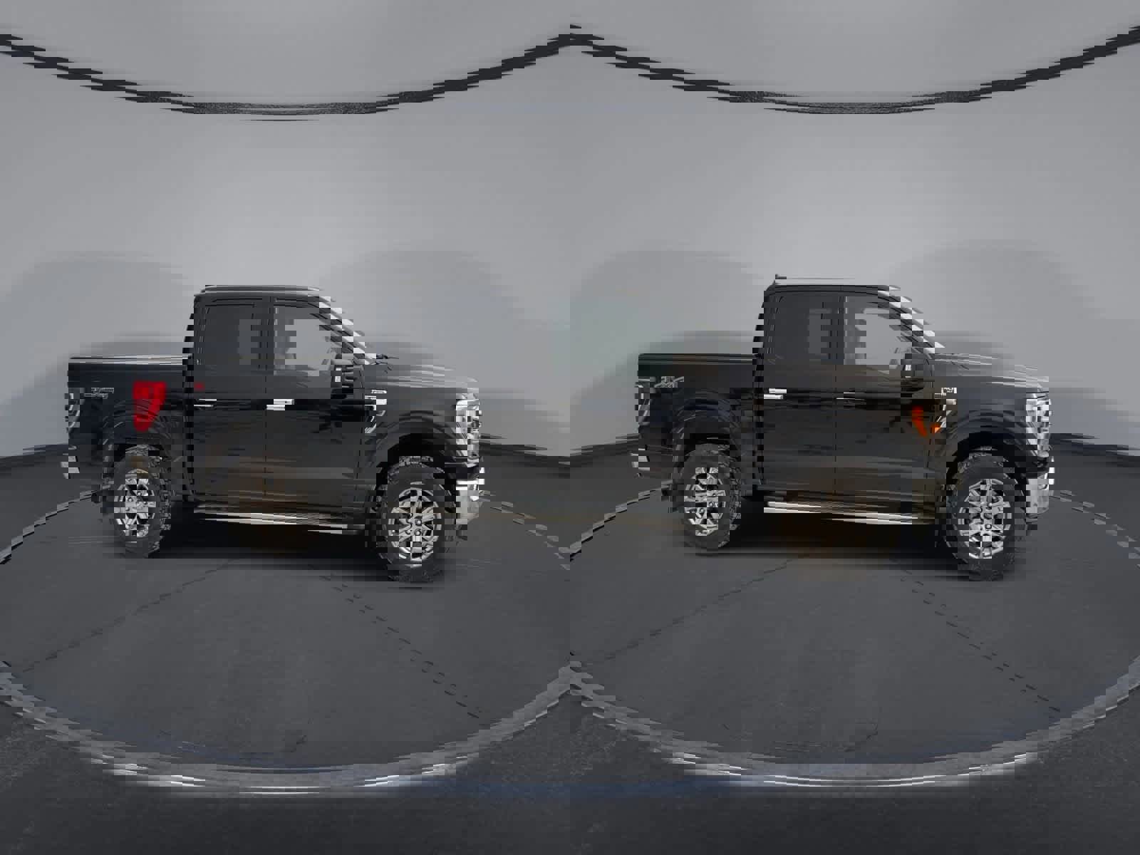 Certified 2021 Ford F150 XLT w/ Equipment Group 302A High image 2