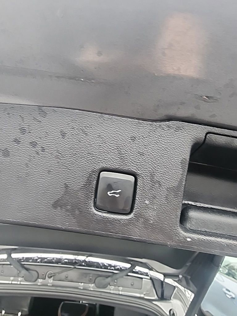 Certified 2025 Ford Escape ST-Line Select image 12