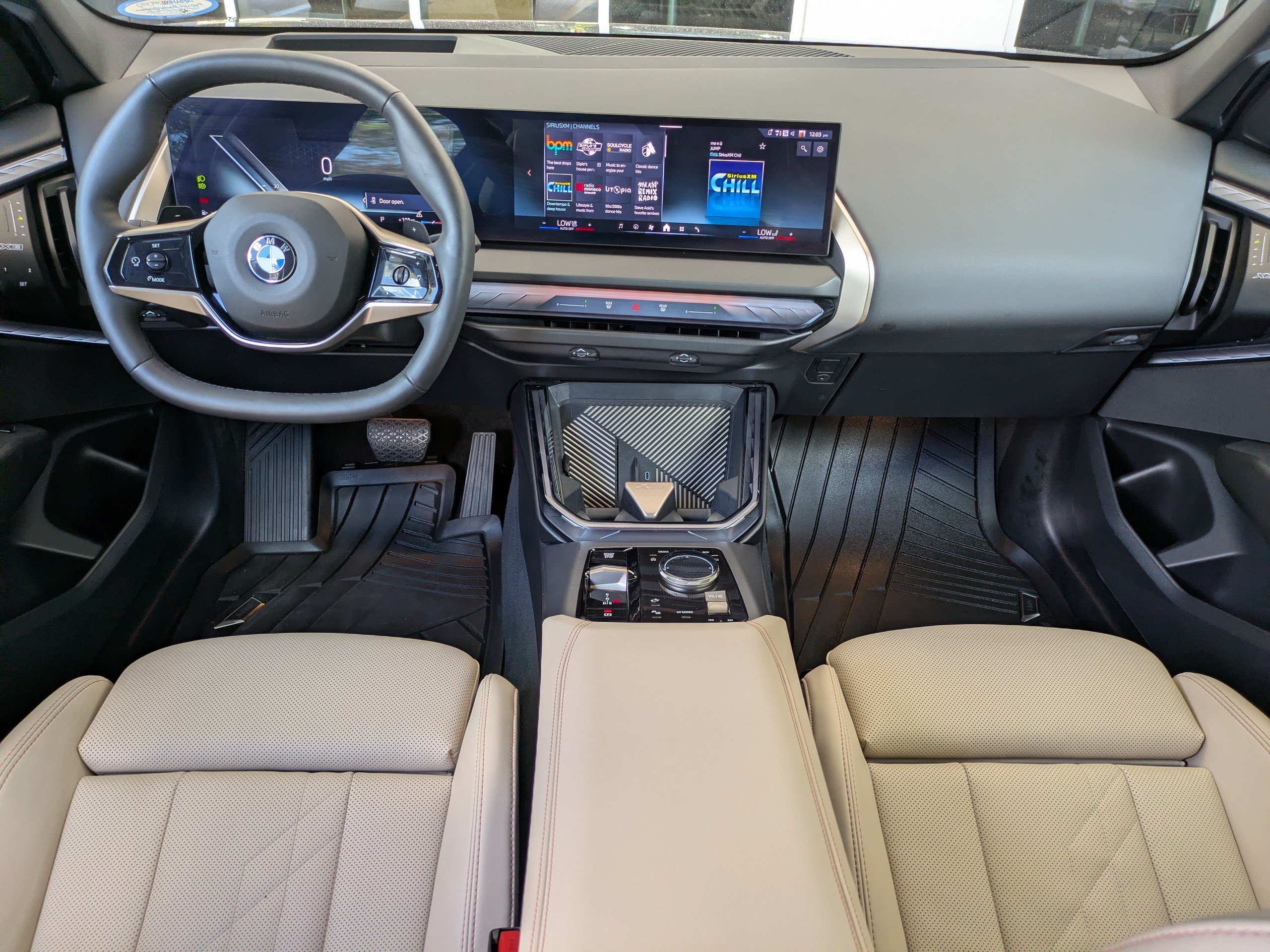 Used 2025 BMW X3 xDrive30i w/ Premium Package AWD/4WD image 16