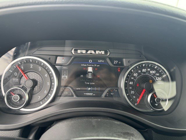 Used 2025 RAM 1500 Laramie w/ Sport Appearance Package image 13