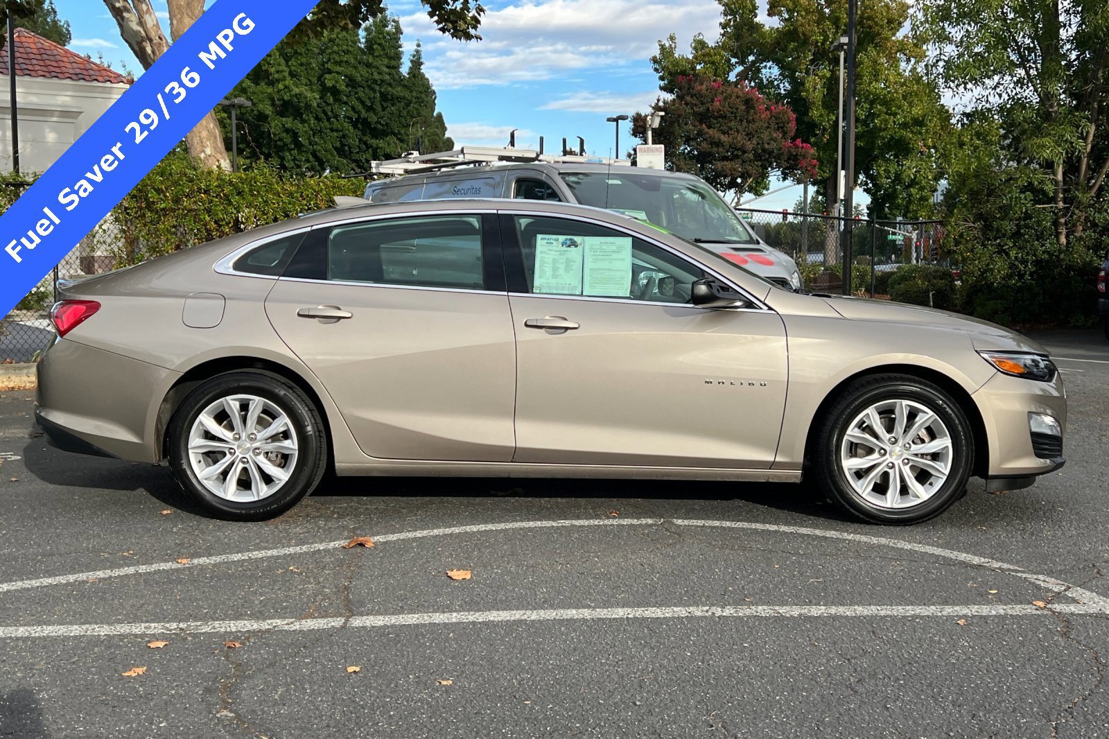 Used 2022 Chevrolet Malibu LT image 6