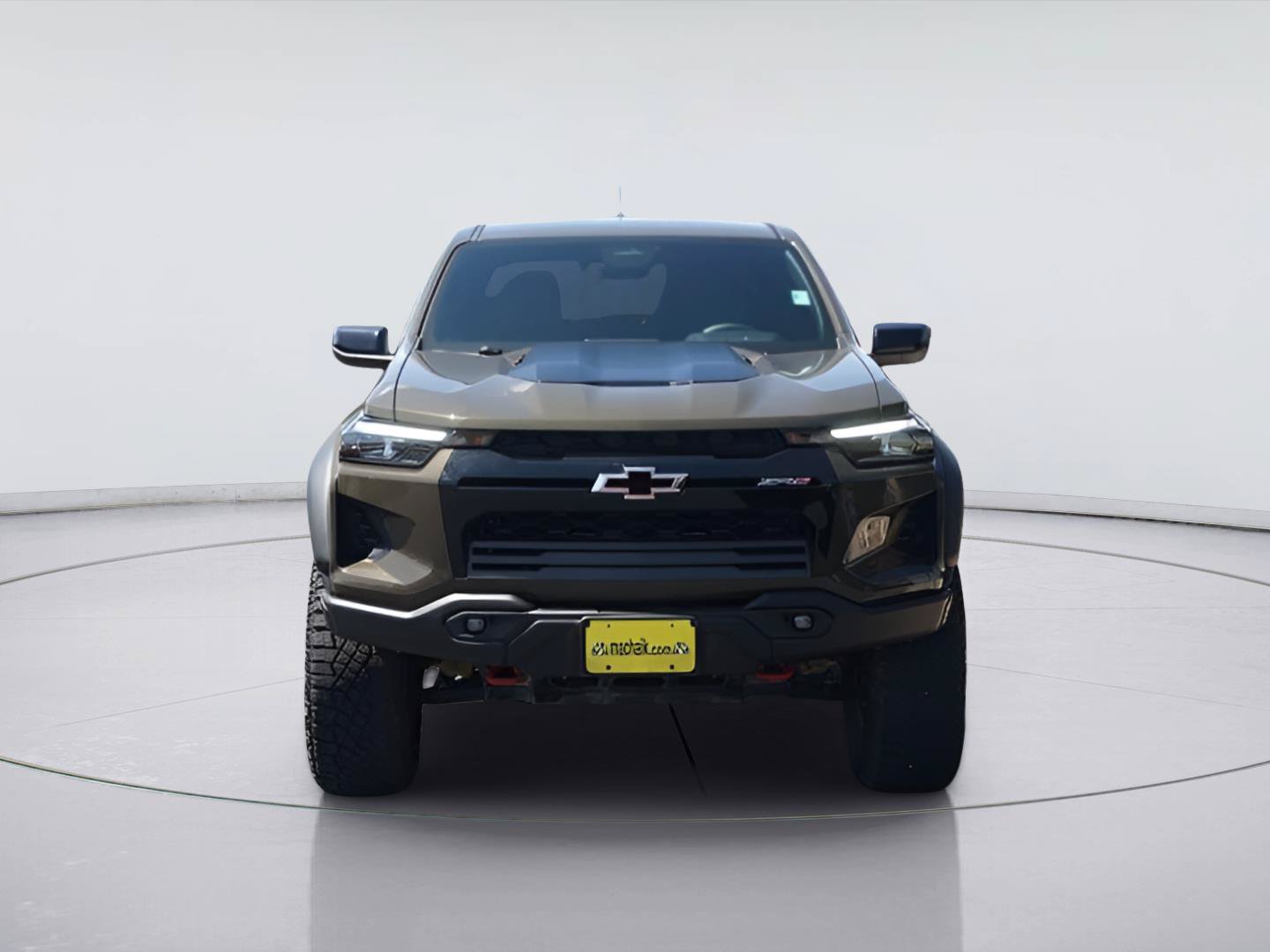 Used 2025 Chevrolet Colorado ZR2 w/ ZR2 Bison Edition AWD/4WD image 3