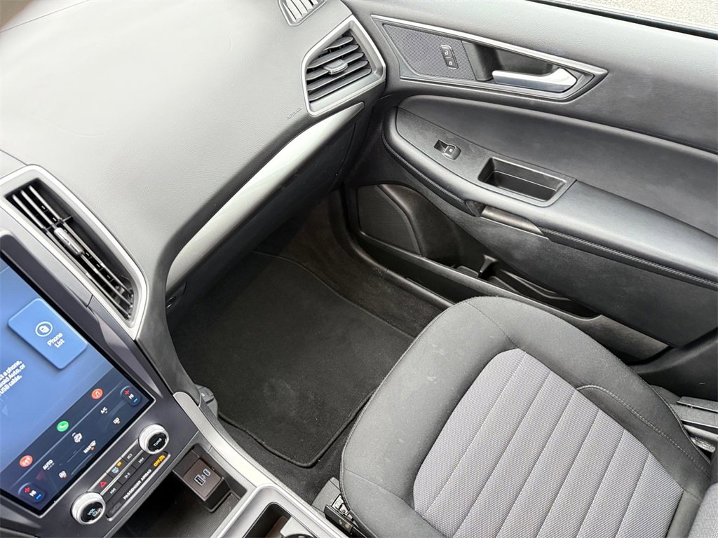 Certified 2022 Ford Edge SE w/ Black Appearance Package image 29