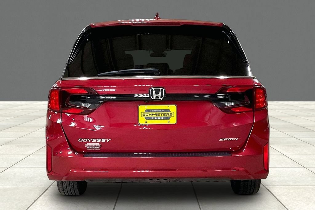 Used 2025 Honda Odyssey Sport-L image 4