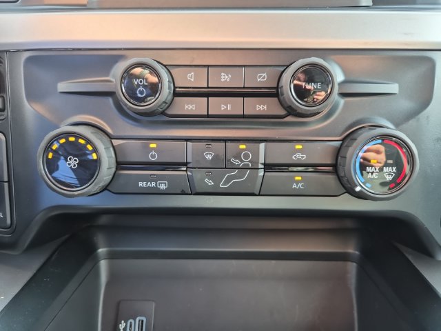 Certified 2023 Ford F350 XLT AWD/4WD image 17