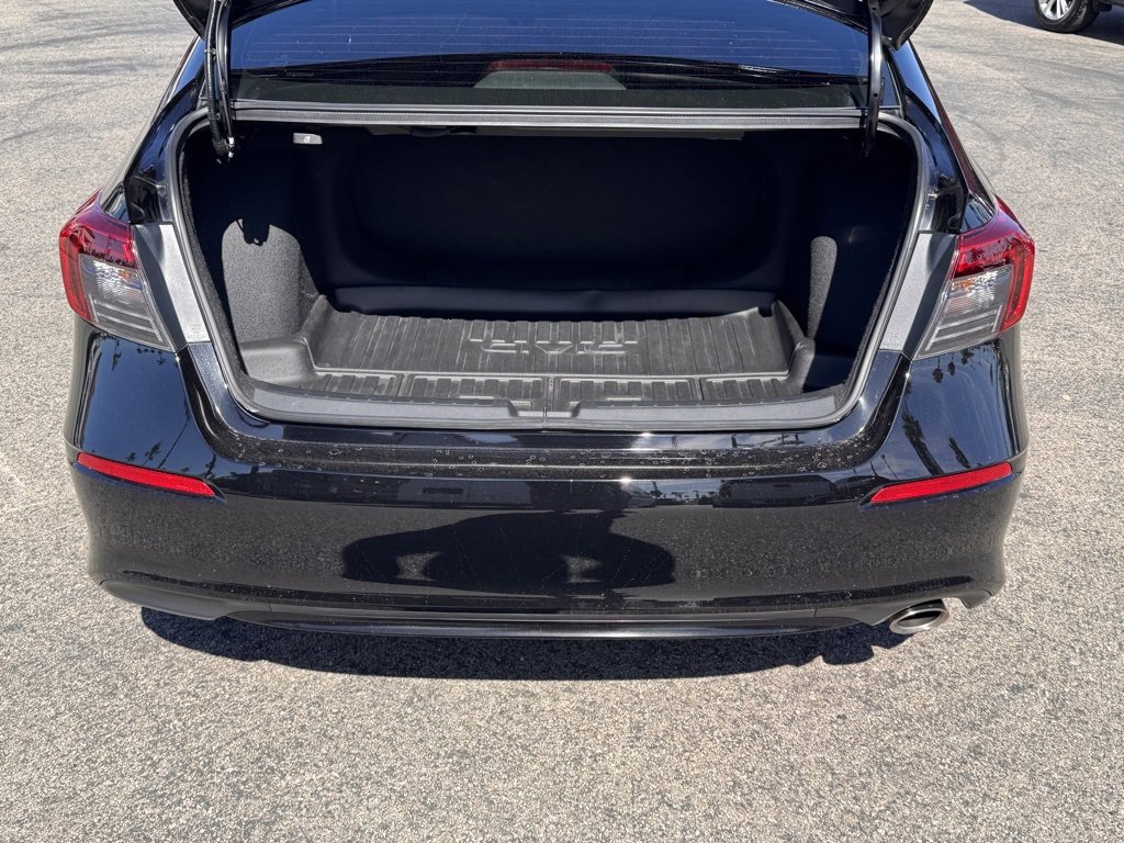 Used 2023 Honda Civic Sport image 13