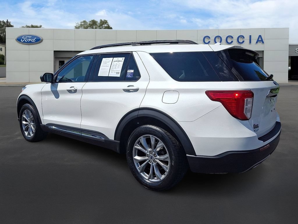 Certified 2023 Ford Explorer XLT w/ Equipment Group 202A AWD/4WD image 5