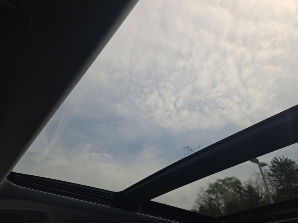 Certified 2023 Ford Explorer XLT w/ Equipment Group 202A image 25