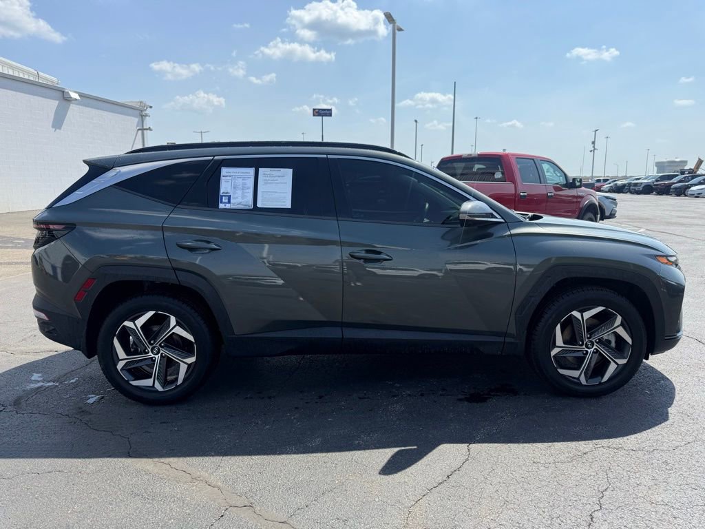 Used 2022 Hyundai Tucson Limited AWD/4WD image 2