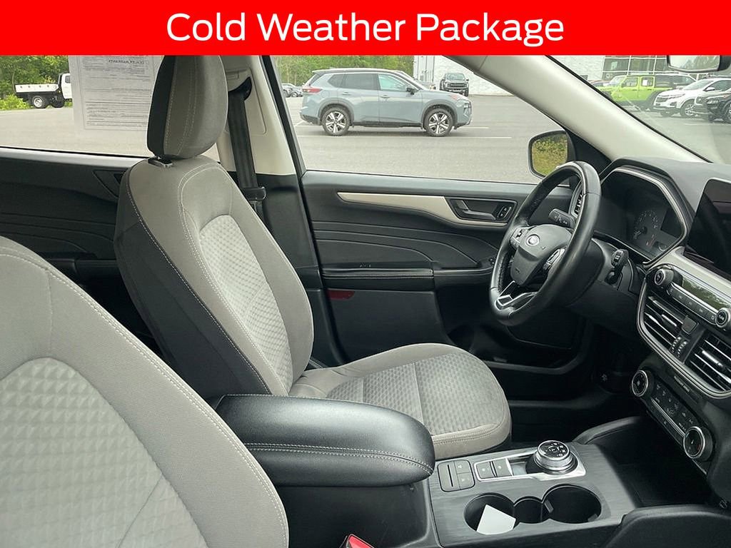 Certified 2022 Ford Escape SE w/ Cold Weather Package AWD/4WD image 9