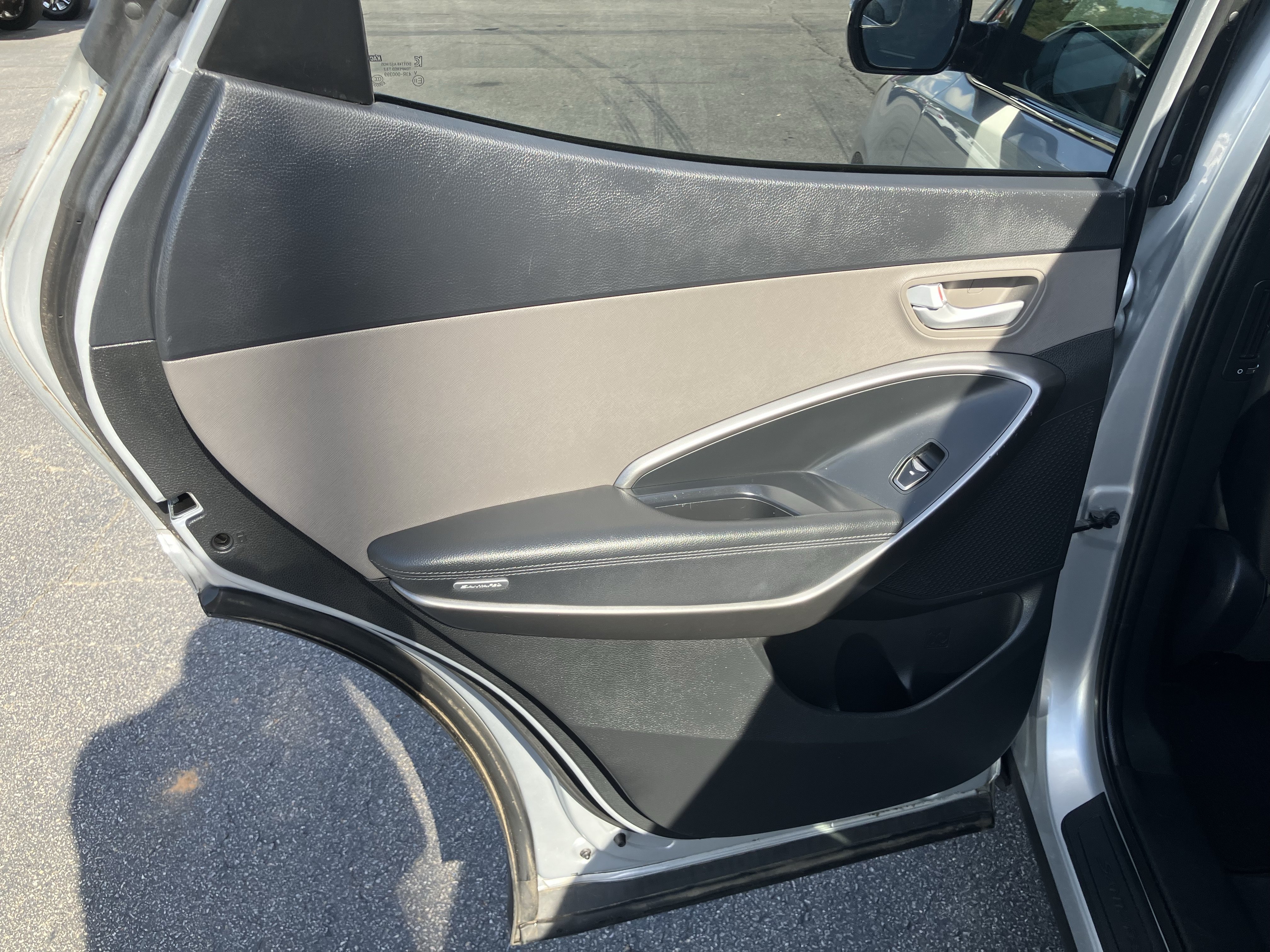 Used 2018 Hyundai Santa Fe Sport w/ 2.4L Value Package 02 FWD image 11