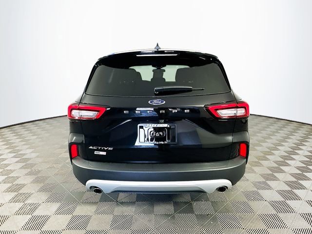 Certified 2025 Ford Escape Active w/ Cold Weather Package FWD image 11
