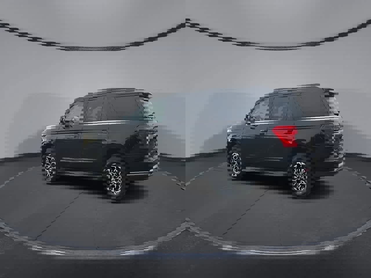 Certified 2024 Ford Expedition XLT image 6