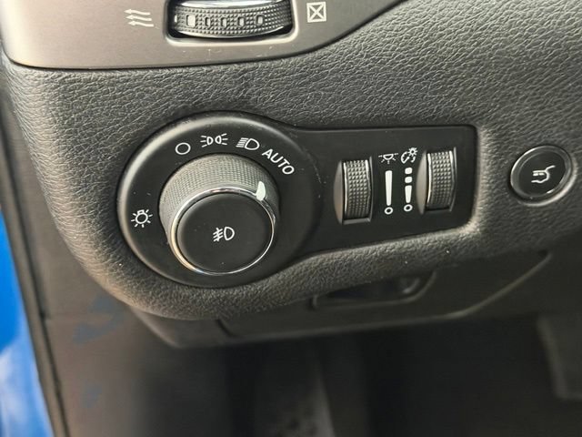 Used 2021 Jeep Cherokee Latitude Lux 80th Anniv w/ Quick Order Package 26U 80TH AWD/4WD image 17