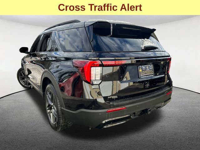 Certified 2025 Ford Explorer ST-Line w/ ST-Line Street Pack image 3