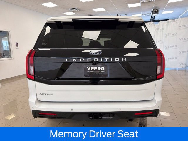 Certified 2025 Ford Expedition Active AWD/4WD image 13