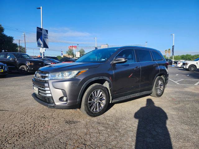 Used 2019 Toyota Highlander XLE image 7