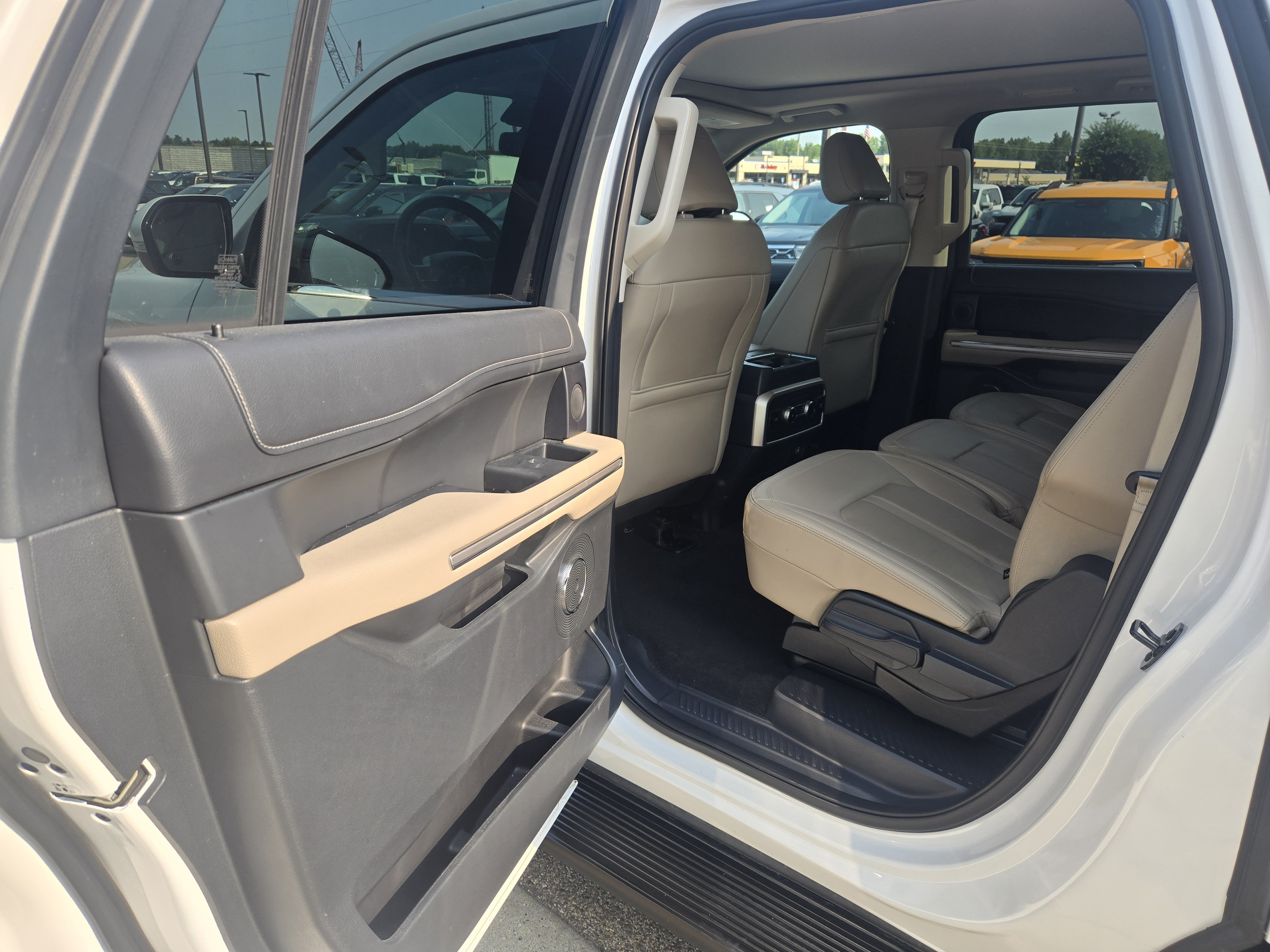 Certified 2024 Ford Expedition Max Limited AWD/4WD image 12