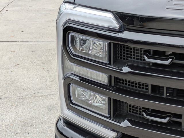 Certified 2024 Ford F250 Lariat w/ Black Appearance Package image 9