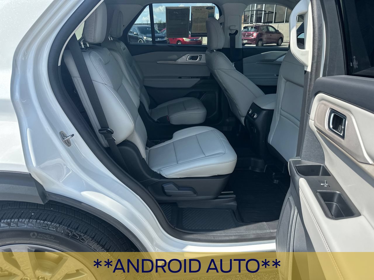 Certified 2025 Ford Explorer Active w/ Active Comfort Package AWD/4WD image 17