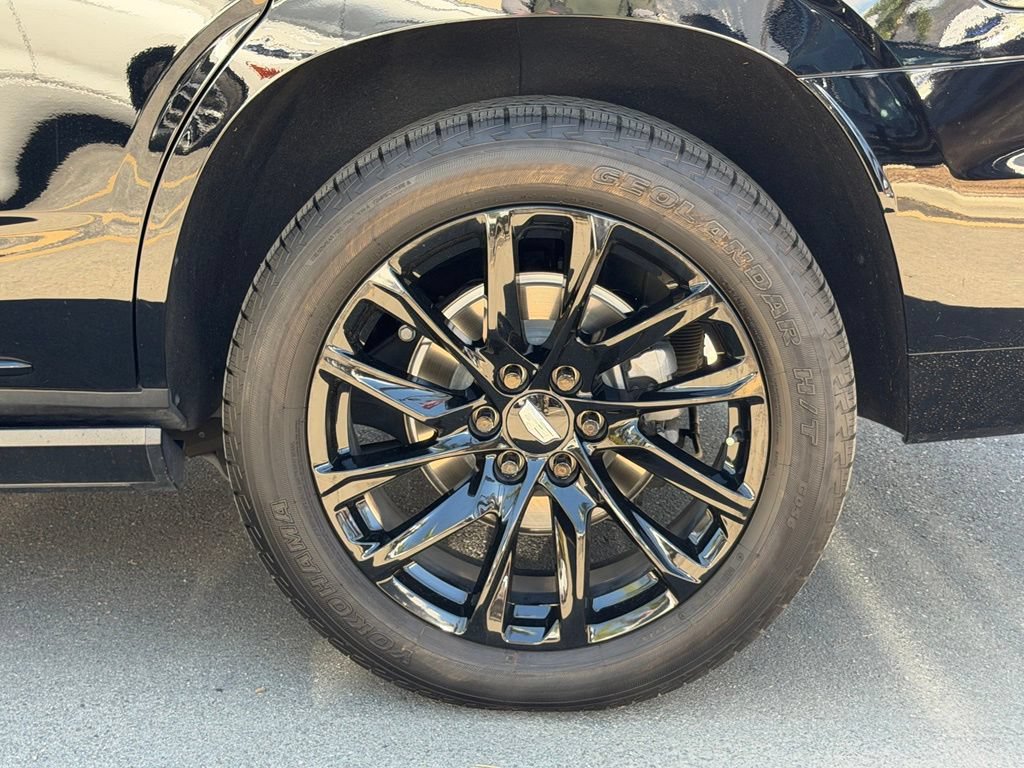 Used 2023 Cadillac Escalade Sport w/ LPO, ONYX Package RWD image 18