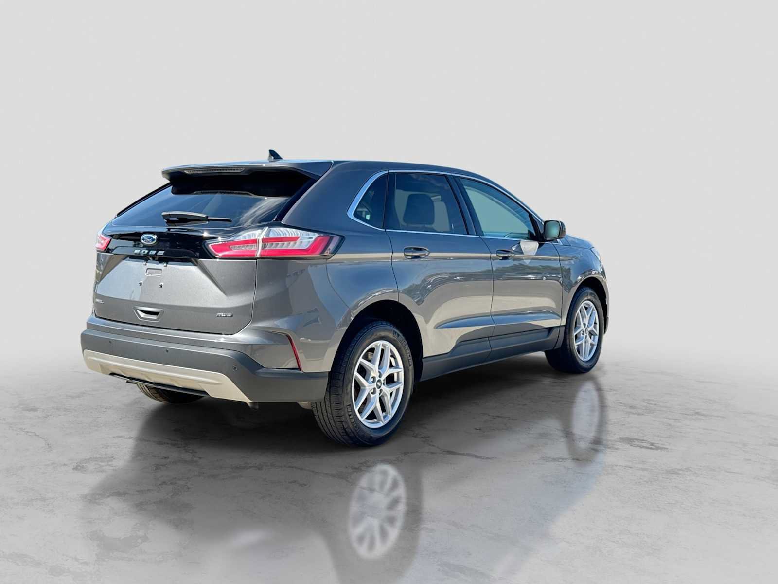 Certified 2021 Ford Edge SEL w/ Convenience Package AWD/4WD image 6