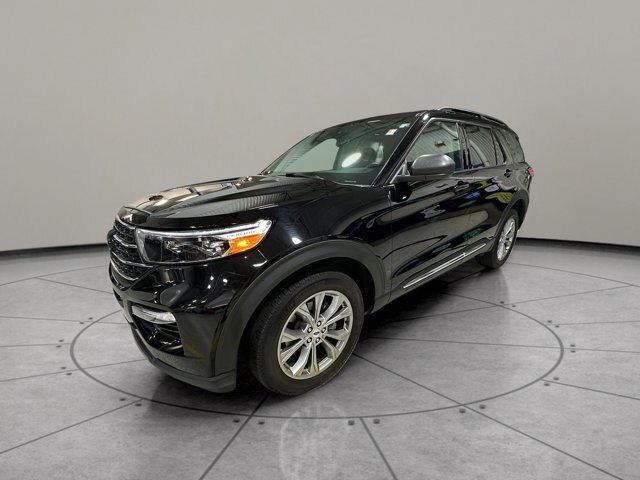 Certified 2023 Ford Explorer XLT w/ Equipment Group 202A AWD/4WD image 8