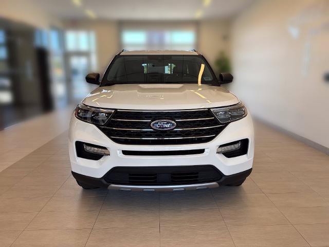 Certified 2023 Ford Explorer XLT w/ Equipment Group 202A RWD image 5