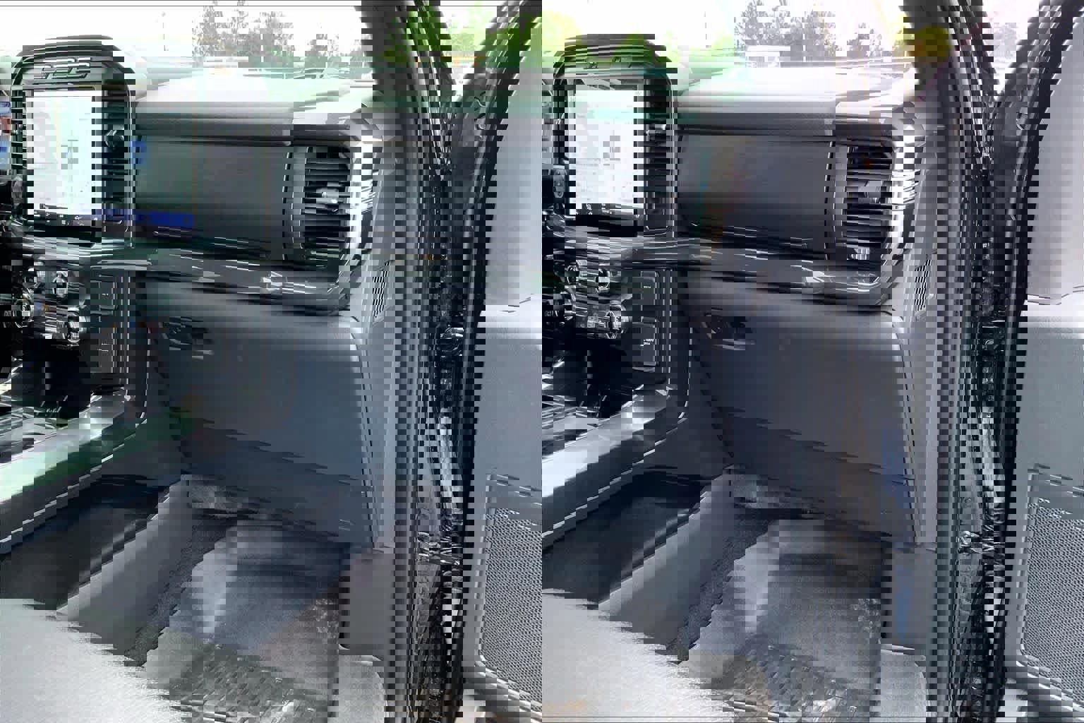 Certified 2021 Ford F150 XLT w/ Equipment Group 302A High image 18