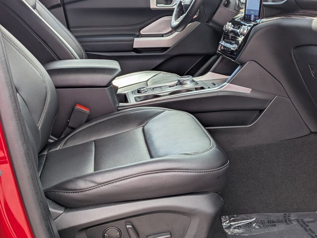 Certified 2024 Ford Explorer Limited w/ Limited Technology Package AWD/4WD image 28