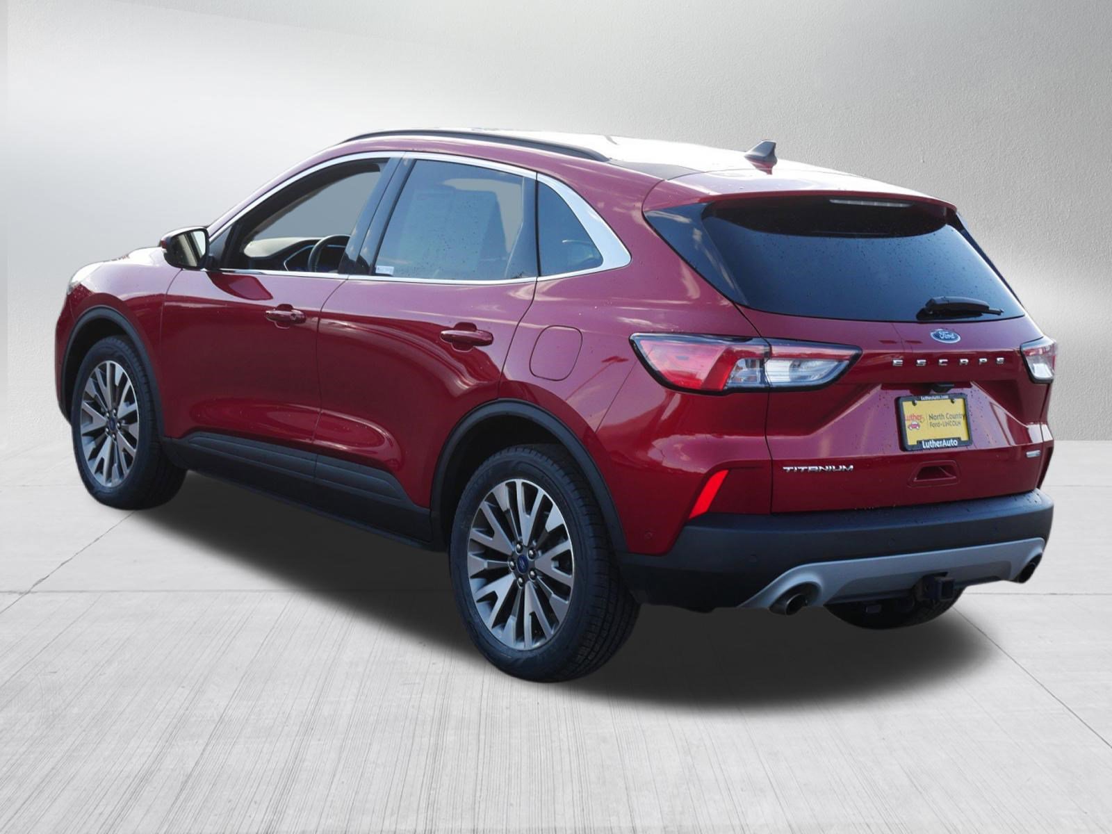 Certified 2020 Ford Escape Titanium AWD/4WD image 5