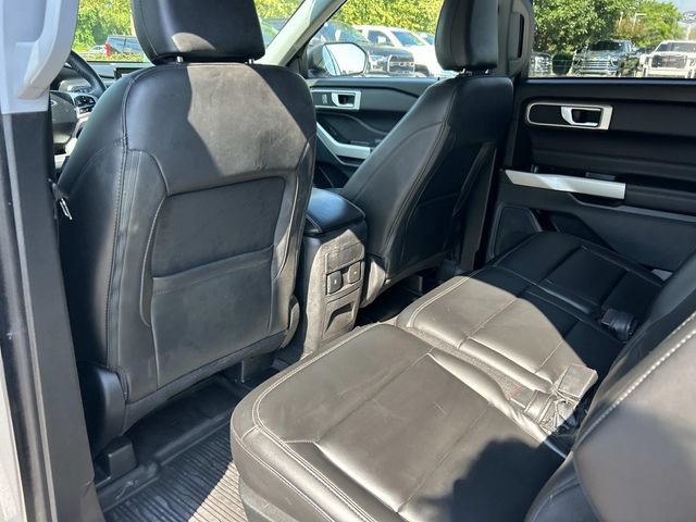 Certified 2023 Ford Explorer XLT w/ Equipment Group 202A AWD/4WD image 18