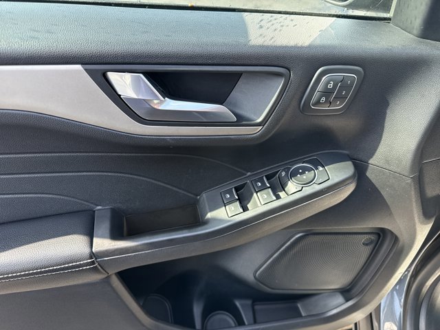 Certified 2021 Ford Escape SEL w/ Technology Package AWD/4WD image 16