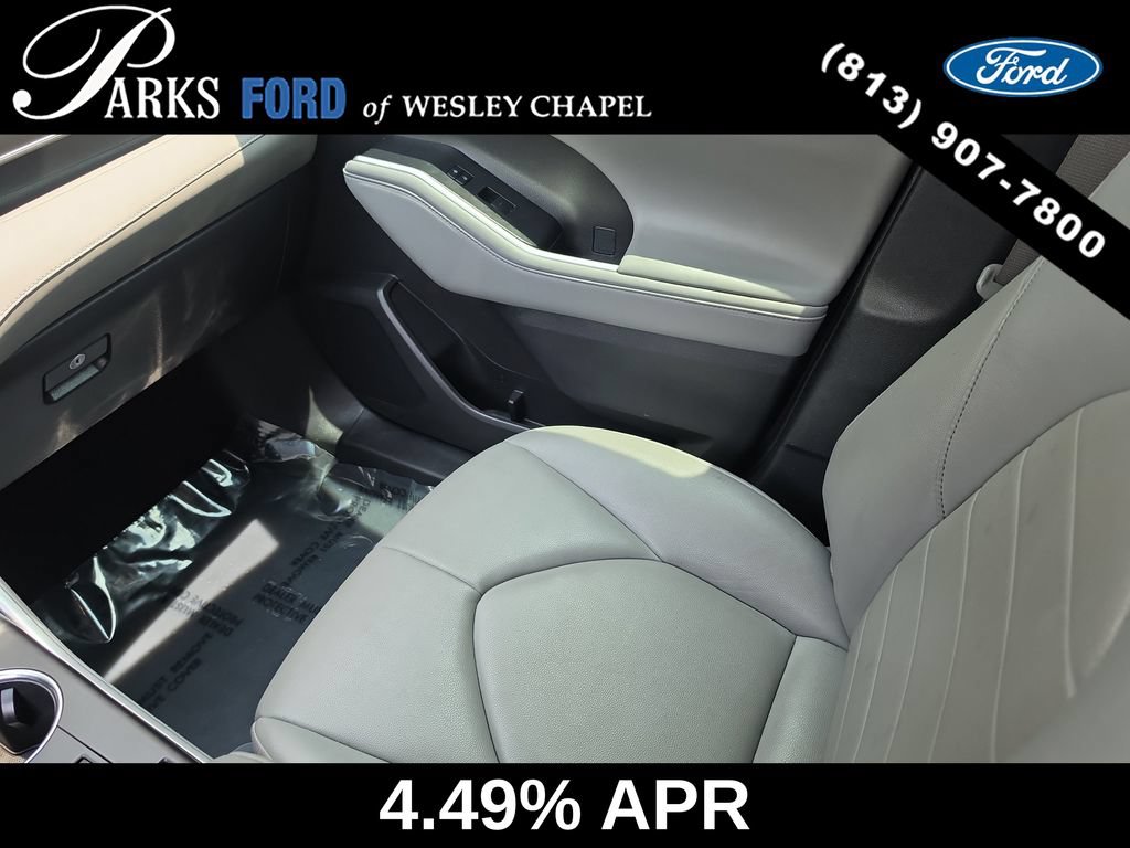 Used 2022 Toyota Highlander XLE FWD image 15