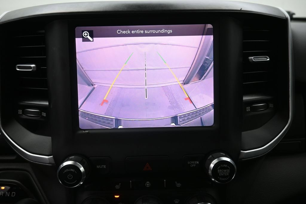 Used 2019 RAM 1500 Big Horn AWD/4WD image 3