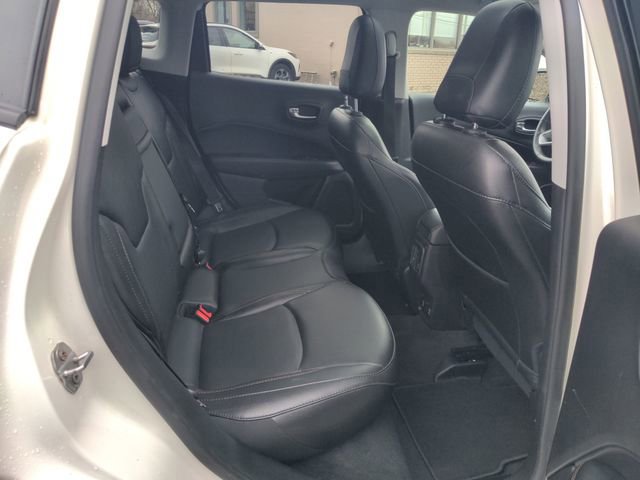 Used 2019 Jeep Compass Limited image 32