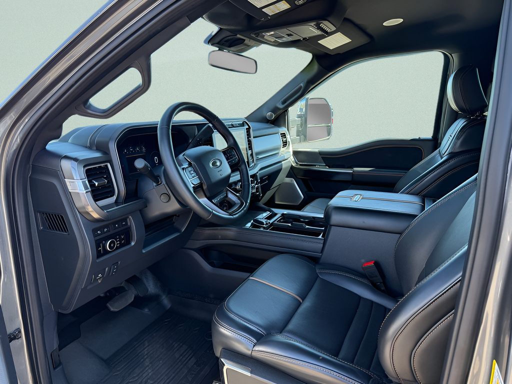 Certified 2024 Ford F350 Platinum AWD/4WD image 4