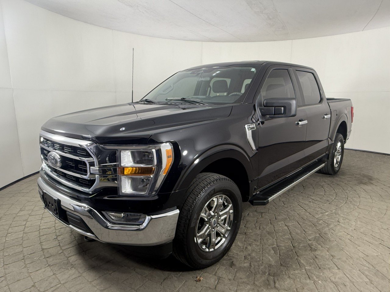 Certified 2023 Ford F150 4x4 SuperCrew image 3