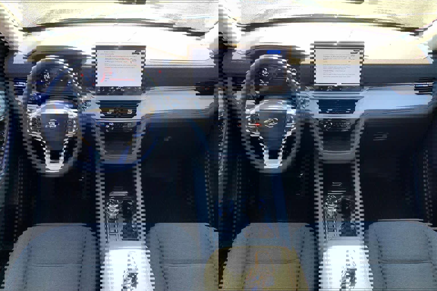 Certified 2025 Ford Explorer Active RWD image 15