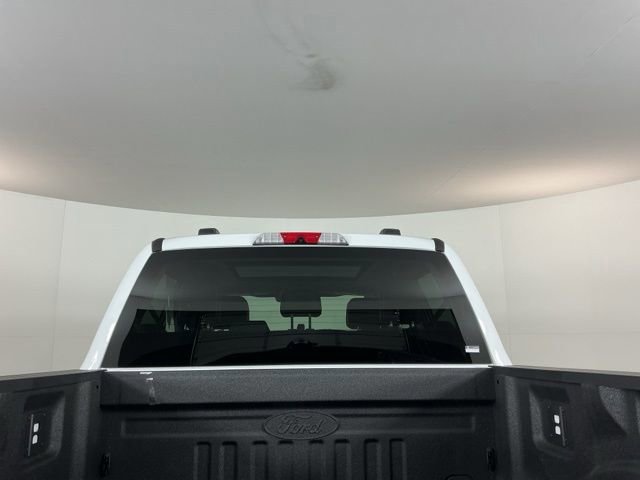 Certified 2025 Ford F350 Lariat w/ Black Appearance Package image 4