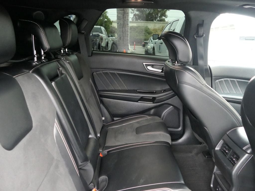 Certified 2019 Ford Edge ST AWD/4WD image 25