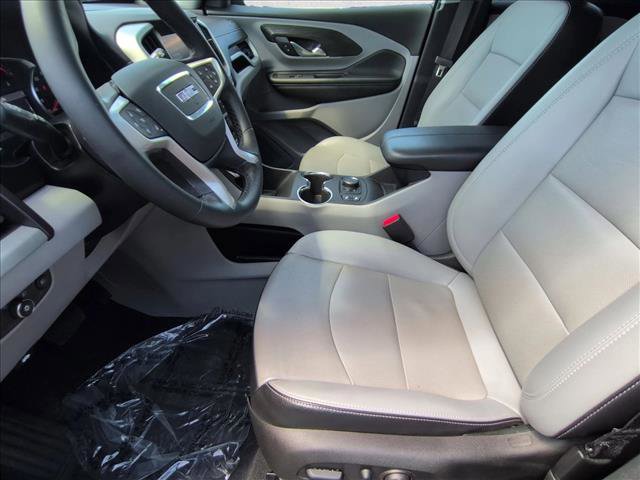 Used 2024 GMC Terrain SLT AWD/4WD image 15