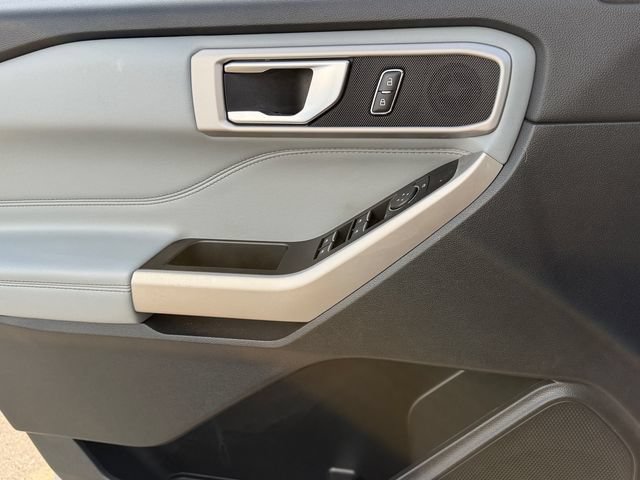 Certified 2021 Ford Explorer XLT w/ Equipment Group 202A RWD image 26
