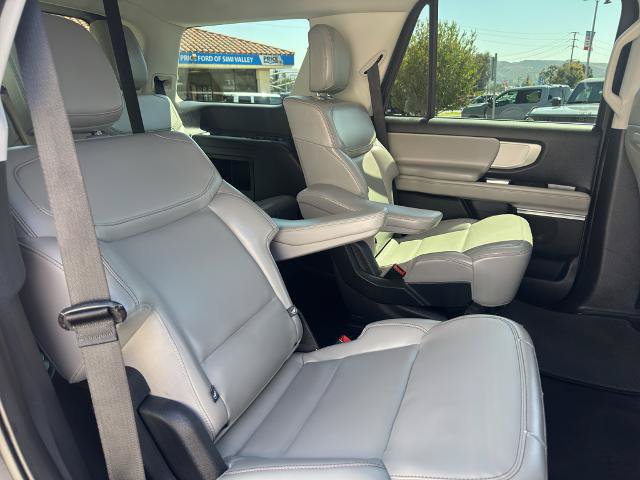 Certified 2025 Ford Expedition Active AWD/4WD image 37