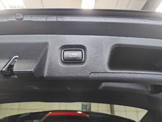 Used 2023 Hyundai Santa Fe Limited AWD/4WD image 12